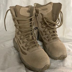 Reebok Men’s Oil and Slip Resistant Work Boot